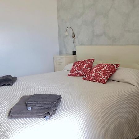 Mezzegra Tremezzina Appartamento Red & Grey מראה חיצוני תמונה