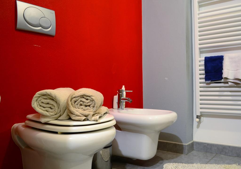 Mezzegra Tremezzina Appartamento Red & Grey מראה חיצוני תמונה