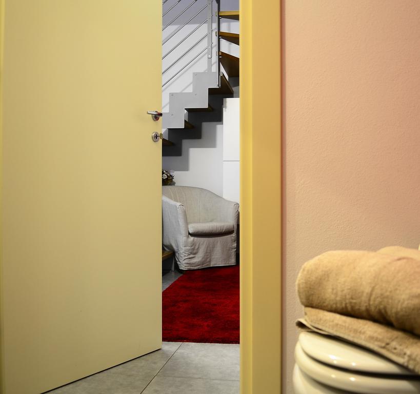Mezzegra Tremezzina Appartamento Red & Grey מראה חיצוני תמונה